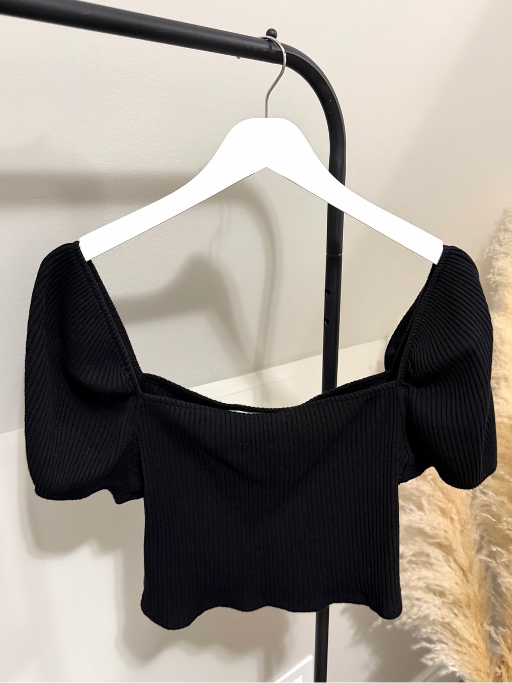 H&M Black Ribbed Puff-Sleeve Square Neck Crop Top